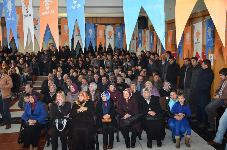Tekin; o site tehdit ediyor, devlet bir şey yapmıyor!