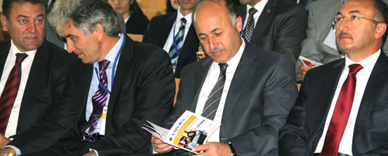 Arü'deki Uluslararası Sempozyuma Tam Not