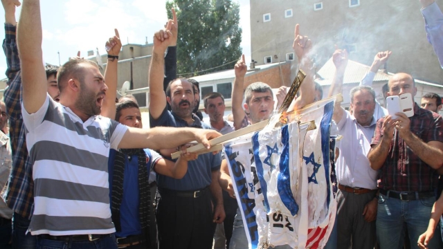 İsrail&#039;in Gazze Saldırıları Göle&#039;de protesto edildi