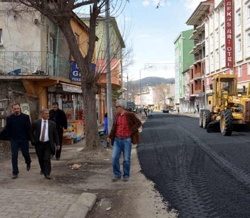 Yolları düzeltin Başbakan geliyor!