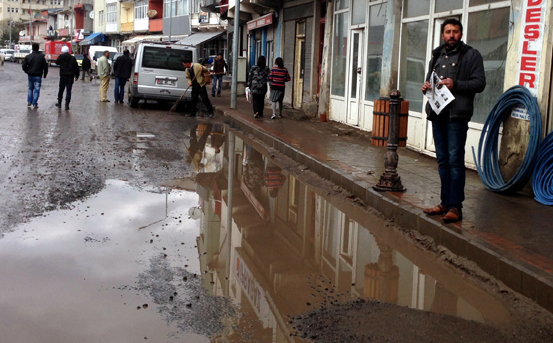 Hanakta küçük adacıklar oluştu