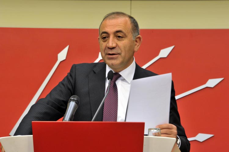 Gürsel Tekin: İhsanoğlu için büyük bir uzlaşı oldu