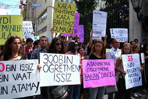 Atanamayan Öğretmenlere Öğüt sahip çıktı