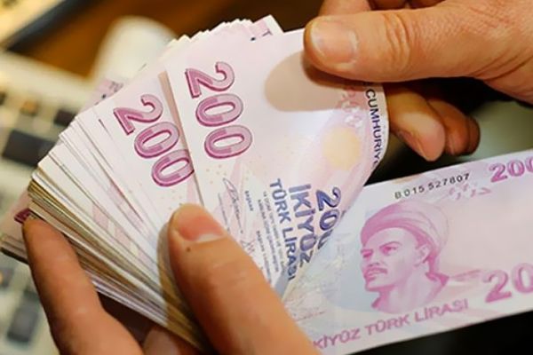 15 Milyon Çalışanın Maaşına Zam