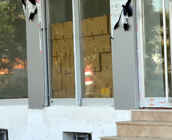 Yardım Paketlerinin İl Başkanının evinde ne işi var?