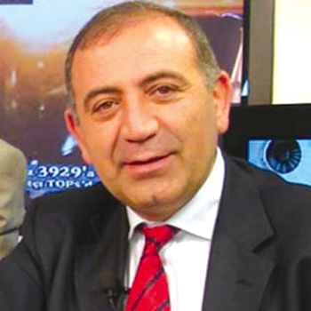 Gürsel Tekin için Tarihi gün bu gün