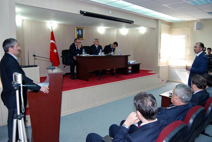 Vali Tekmen; "Mazaret değil gayret istiyorum"dedi.