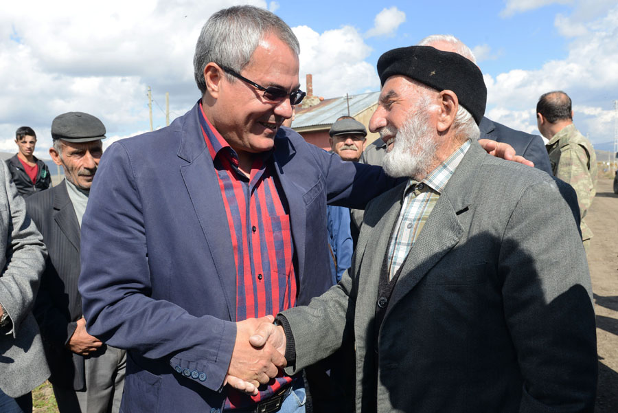 Vali Deniz, Göle ve Posof'ta incelemelerde bulundu