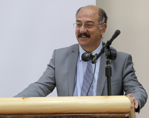 ARÜ'de tüm yönleriyle Necip Fazıl konuşuldu