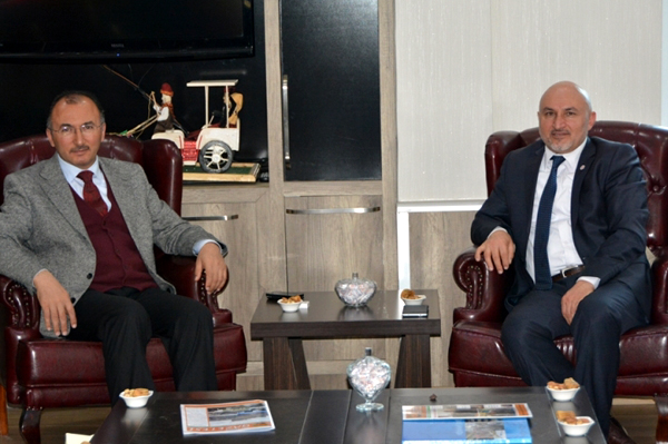 KAISİAD Serhat Bölgesine çıkarma yaptı