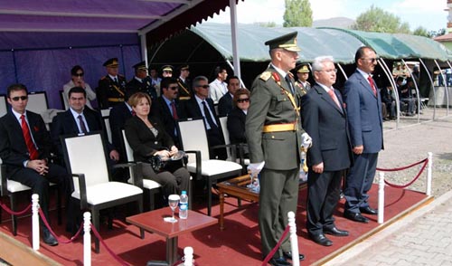 Zafer Bayramı Ardahan'da coşkuyla kutlandı