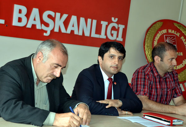 İlk aday adayı CHP'den Deniz Aydemir oldu