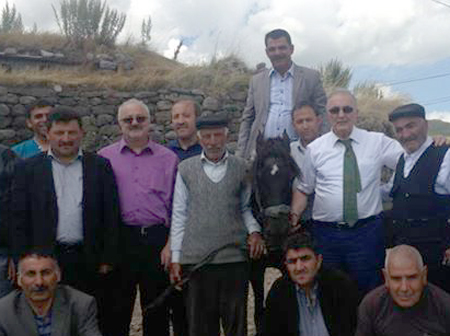 Kendileri değil, Ekmeleddin bir araya getirtti