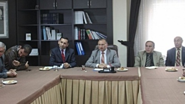 Ardahan Belediyesinde İnşaat Sahipleri ile Toplantı Yapıldı