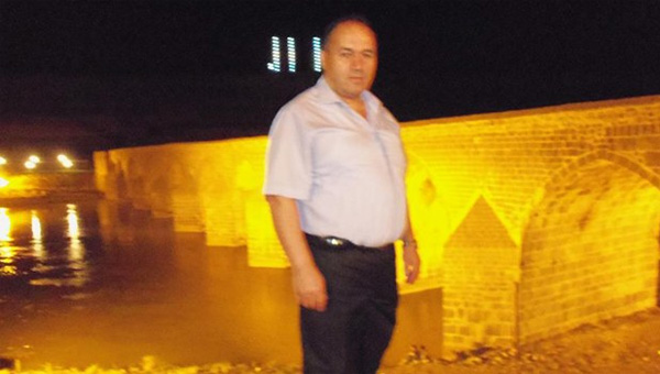 Ardahanlı Emniyet Müdürü Ürker'in 600 şiiri var