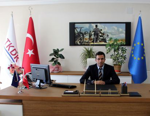 Ardahana hibe yağmuru yağdı, sıra toplamakta!
