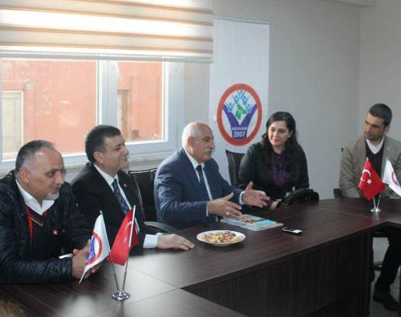 Kaynarca ve CHP adayları, Kültür Evinde