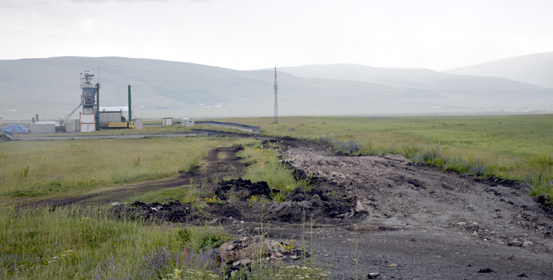 Ardahan'a hizmet eden milyonluk tesisin yolu yok!