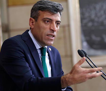 Öztürk Yılmaz'dan Orhan Atalay'a imalı açıklama