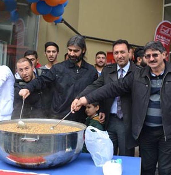Ardahan AK Parti Gençliğinden Aşure etkinliği