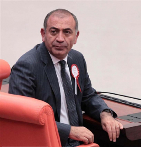 Gürsel Tekin: 2015'te İktidar Değişimi Var