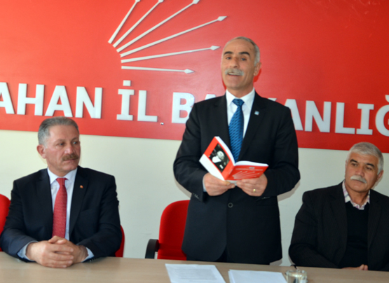 CHP'li Başkan istifalar için savunmaya geçti!