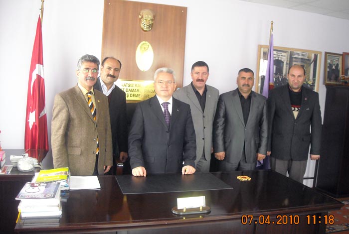 Vali Tekmen, STK'ların sorunlarını dinledi