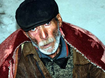 68 yıldır kimliksiz yaşıyor