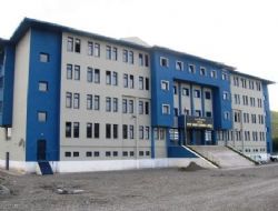 Nurol Holding Göle'de okulunu onarıma aldı
