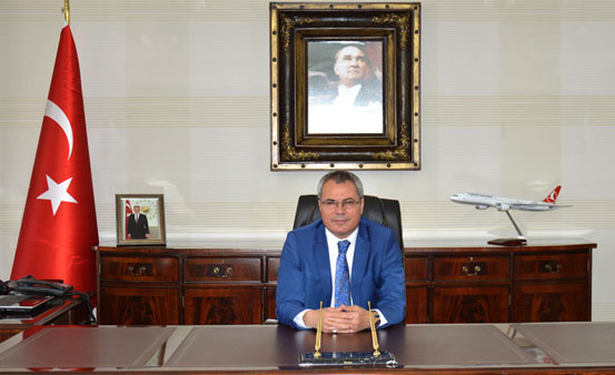 Vali Deniz, Ramazan ve Basın Bayramını kutladı