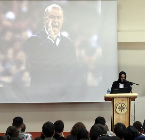 Fatih Terim Ardahan Üniversitesine öfkelendi