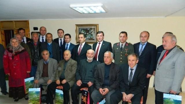Öğretmenler Günü'nde emekliler yemek...