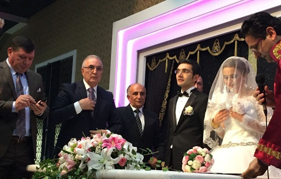 Gürsel Tekin&#8217;in yeğeni evlendi