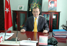 Süper Kaymakam kaza yaptı