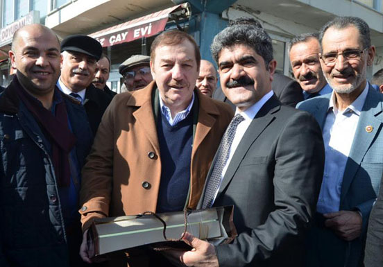Necmi Kadıoğlu;  Gölede huzur buluyorum!