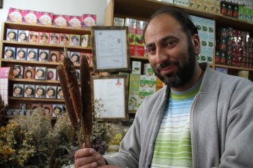 Ardahan'da Hava soğudu aktarlara ilgi arttı