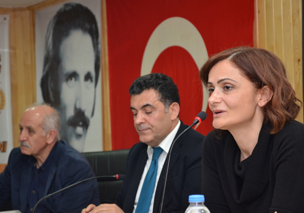 Hanak'ta Ümit Kaftancıoğlu'nu anma ve anlama paneli