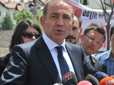 CHP MYK Üyesi Gürsel Tekin'in Bayram Mesajı
