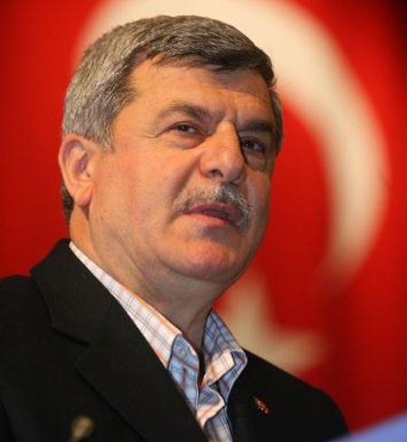 İbrahim Karaosmanoğlu Ardahana geliyor