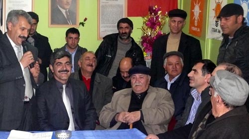 Göle'de İşler Değişiyor,Budak ailesi AK Parti'ye katıldı!