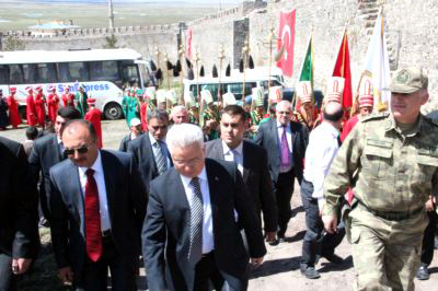 Turizm Haftası Etkinliği  Ardahan Kalesinde Kutlandı