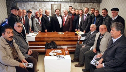 Yücel Aktaş, derneği siyasete bulaştırdı!