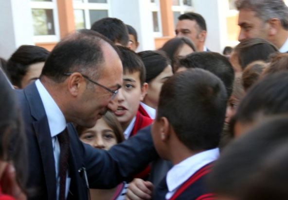 Başkan Köksoy: Eğitim Camiasının yanındayız