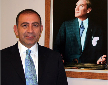 Gürsel Tekin: Festivaller halka yönelik olmalı