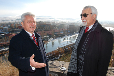 Ardahan&#8217;da Tarihi Sempozyum Sona Erdi