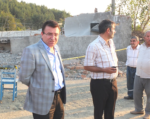 Ardahan'lı Aile, Hatay'da hayatını kaybetti