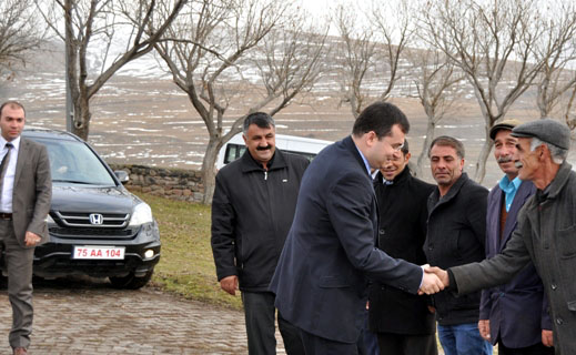 Hanak Kaymakamı Köy ziyaretlerine başladı