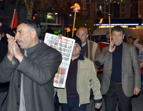 CHPden kınamalı kutlama!