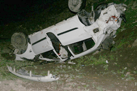 Ardahanda trafik kazası! 1 ölü, 4 yaralı