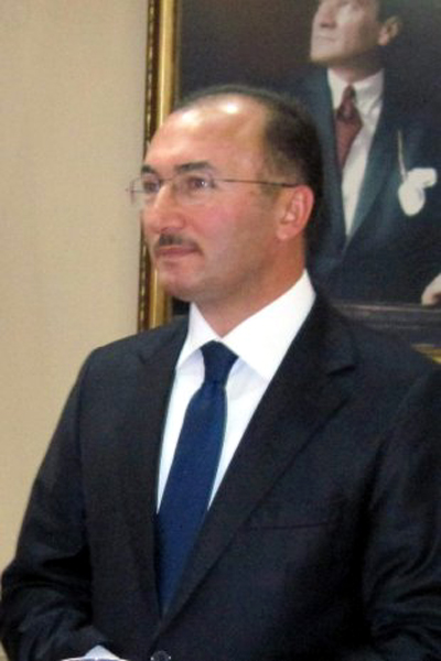 Kaydı olmayana yardımcı olunmayacak!